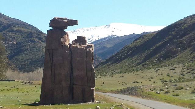 青河三道海子石堆墓