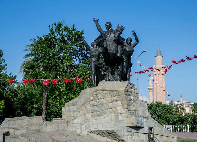 阿塔图尔克纪念碑