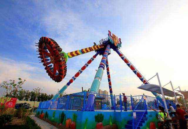 洛城全福元游乐园