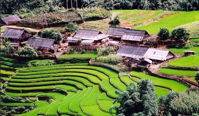 蒙索毕悦文化村
