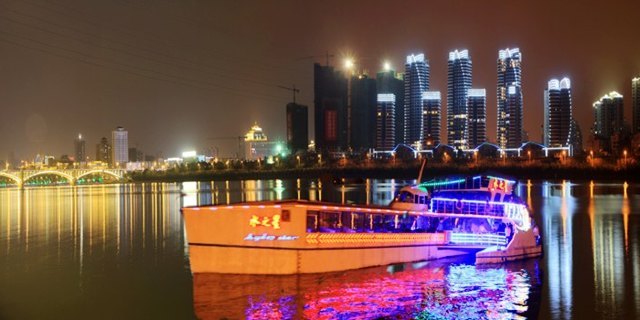 步步高豪华游轮