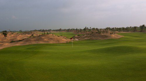 云南腾冲世纪金源高尔夫球会