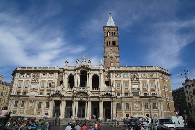 圣母大殿圣母玛利亚圆柱