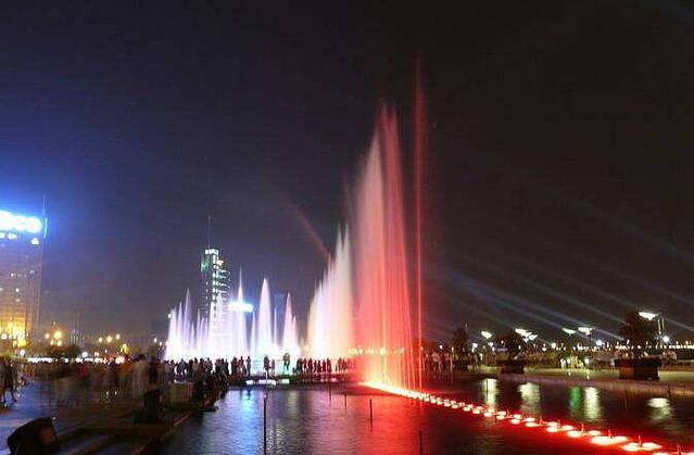 临江市喷泉广场