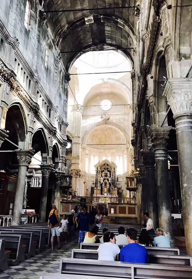 圣雅各伯主教座堂