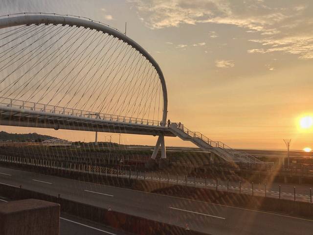 Harp Bridge