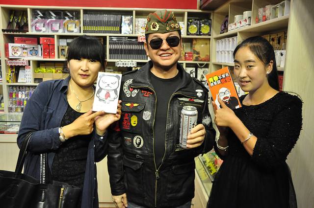 帷幕开啦蜡像馆