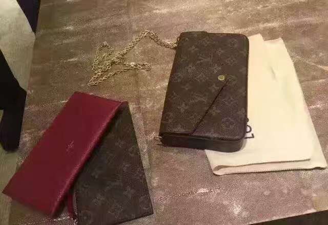 路易威登（伦敦希思罗国际机场5号航站楼安检口后店）