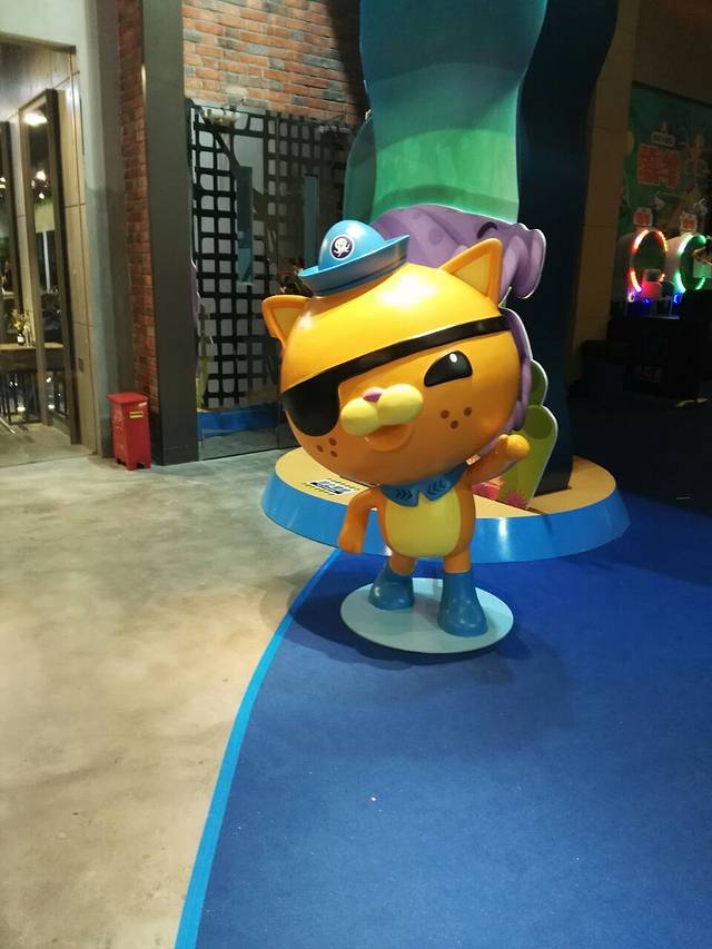 湖滨道购物中心