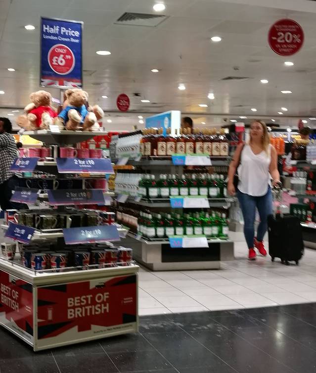 World Duty Free（盖特威克机场 南航站楼）