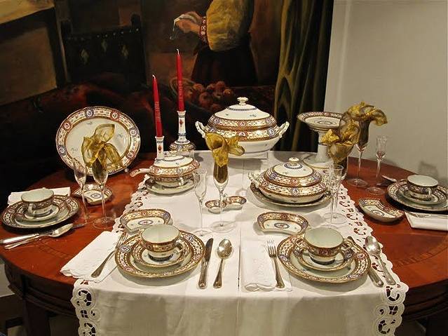 海伦德瓷器（Belvedere Márkabolt店）