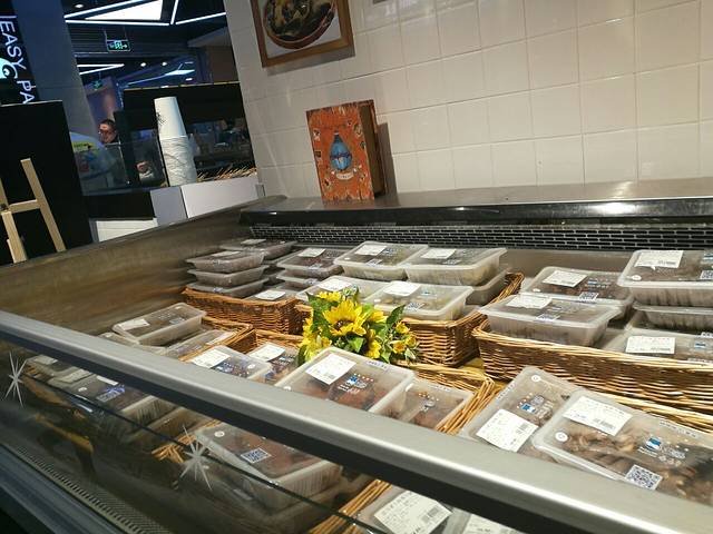 盒马鲜生(宝地店)