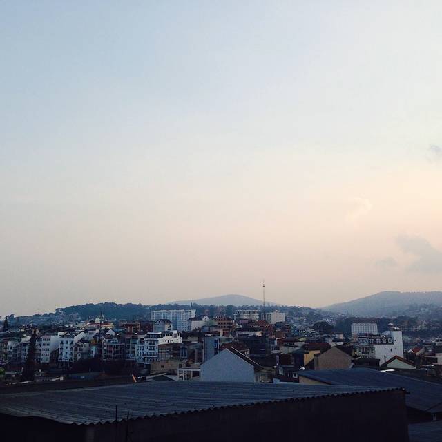 Duong Len Trang (Cafe Tram Mai)