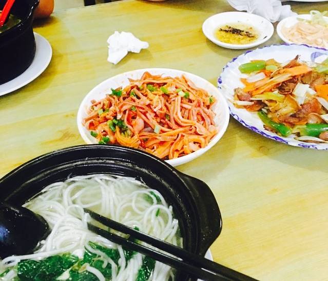 云南过桥米线(仁和家园店)