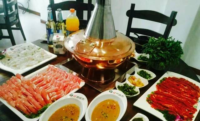 Balcony Bar & Oyster Co