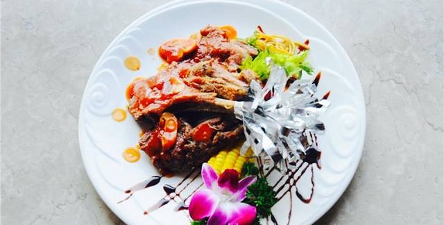 东方巴黎咖啡厅(枝江店)