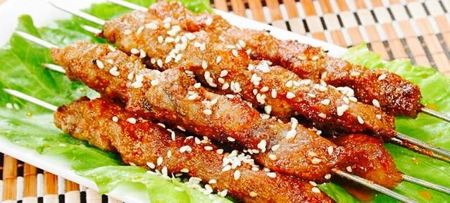 红客源一元烧烤