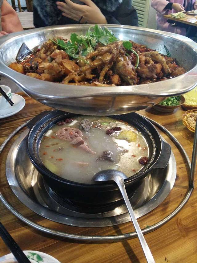 金爪爪干锅·小龙虾·江湖菜(回龙湾店)