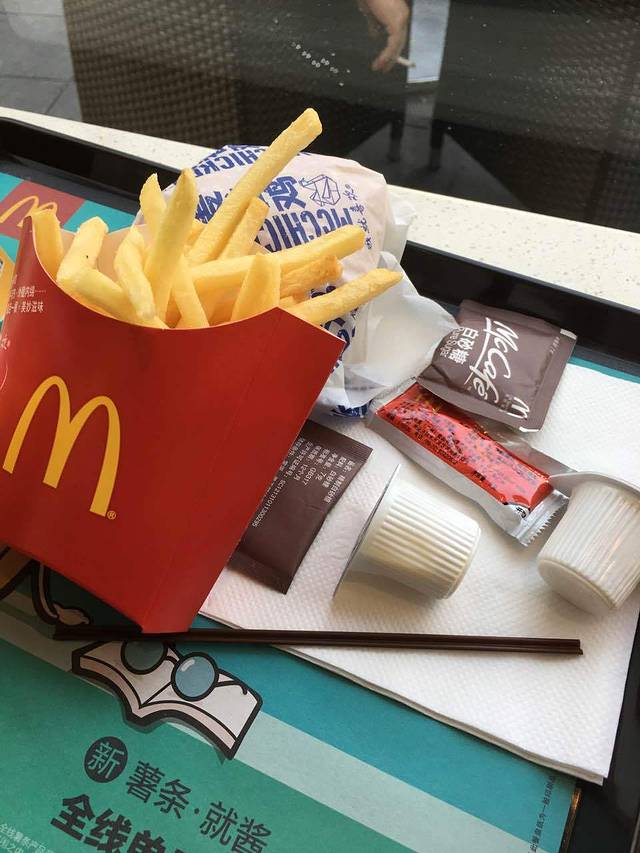 麦当劳(中山码头店)
