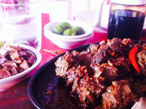 Vincents Place Kambingan Restaurant旅游景点图片