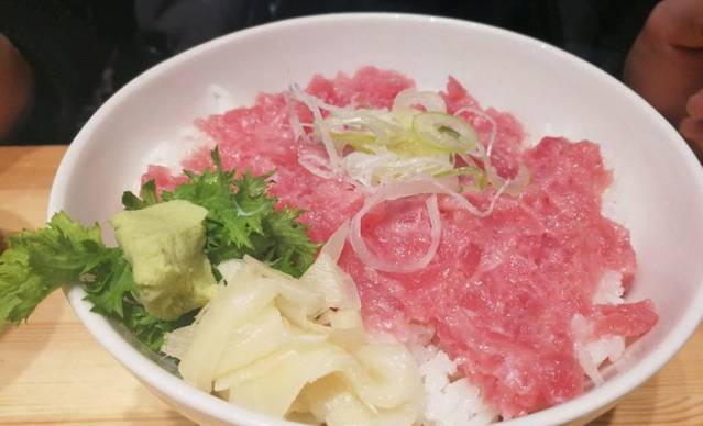 筑地市场海鲜丼