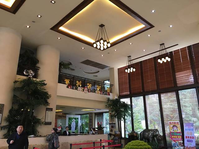 丽景花园酒店自助餐