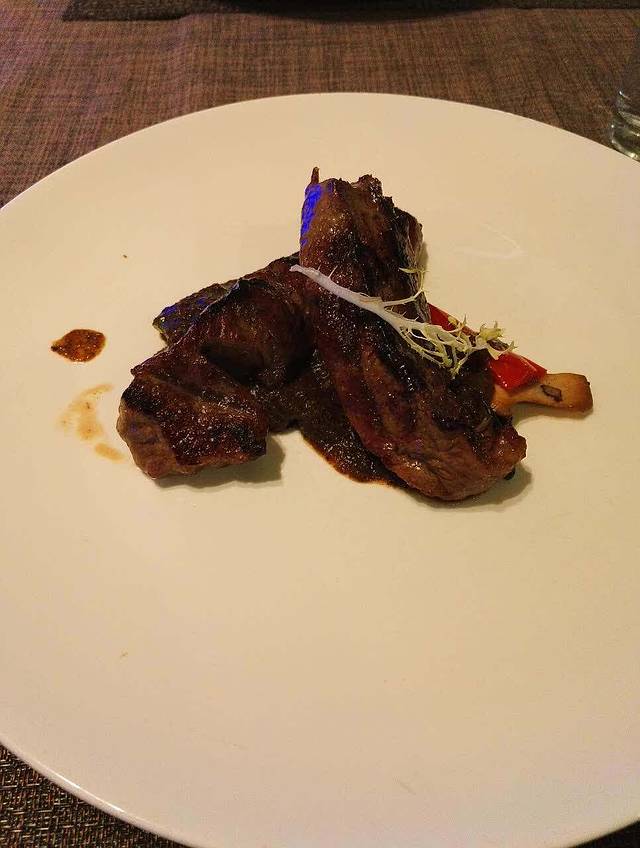 又见马甲M8融合西餐厅(体育中心店)