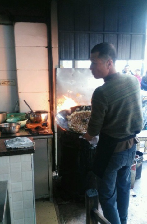 吴记糊汤粉阿龙三鲜豆皮(建安街店)