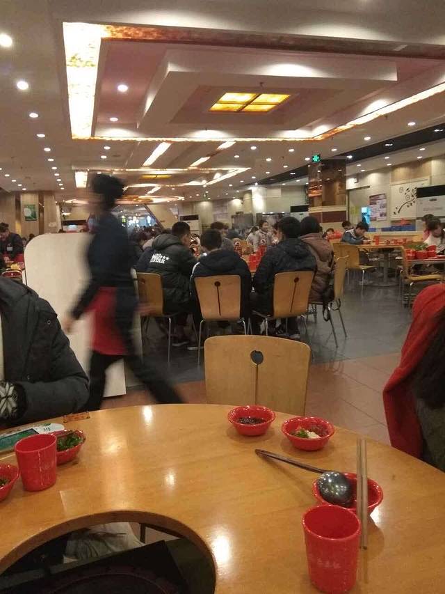 季季红火锅(沃尔玛店)
