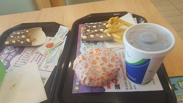 德克士(元宝山店)