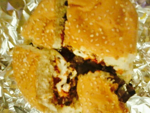Warehouse Burger & Wings旅游景点图片