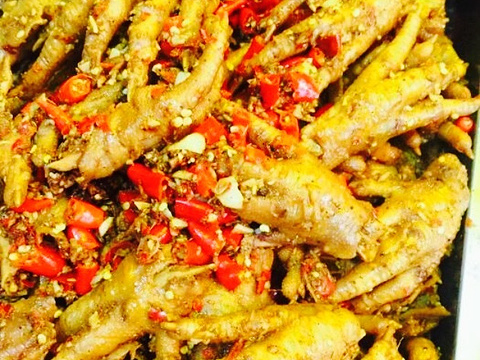 陆记建水鸡脚王二分店