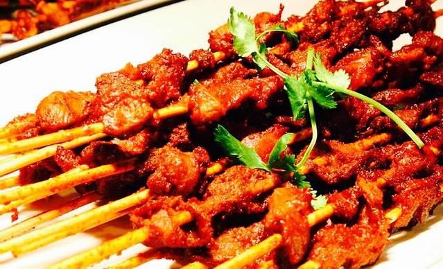 回味烧烤(青年路店)