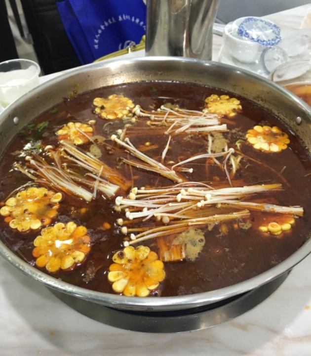 鱼乐醉鱼火锅家常菜(江畔人家丽江苑店)