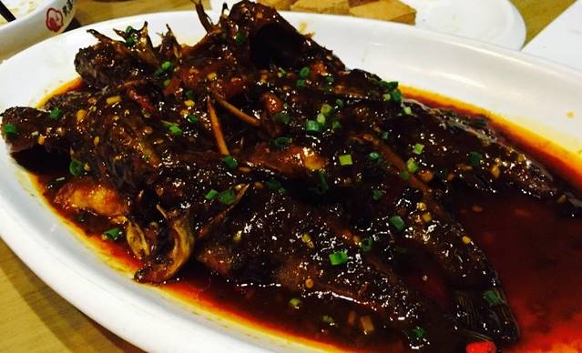 武汉人家(滨河路店)