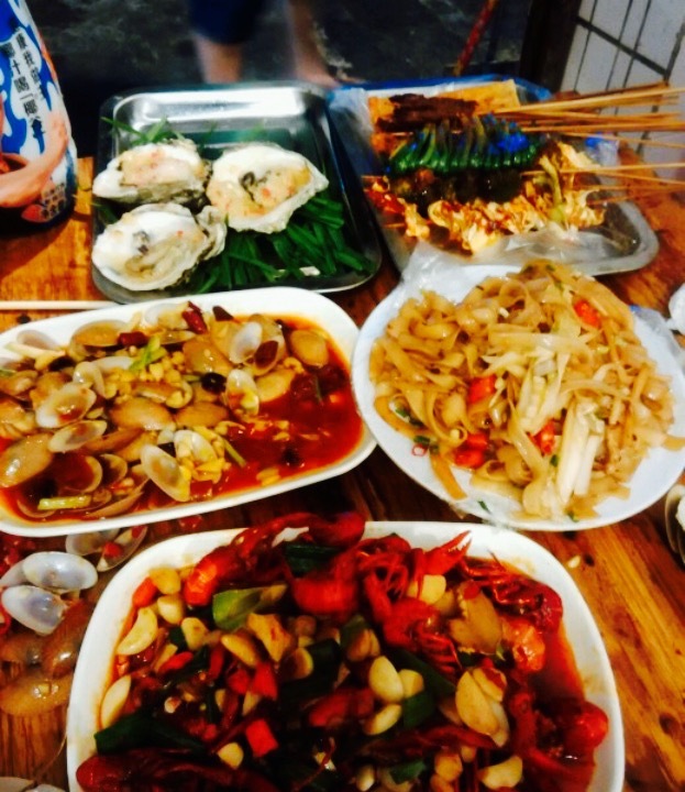 莫老爷烧烤美食