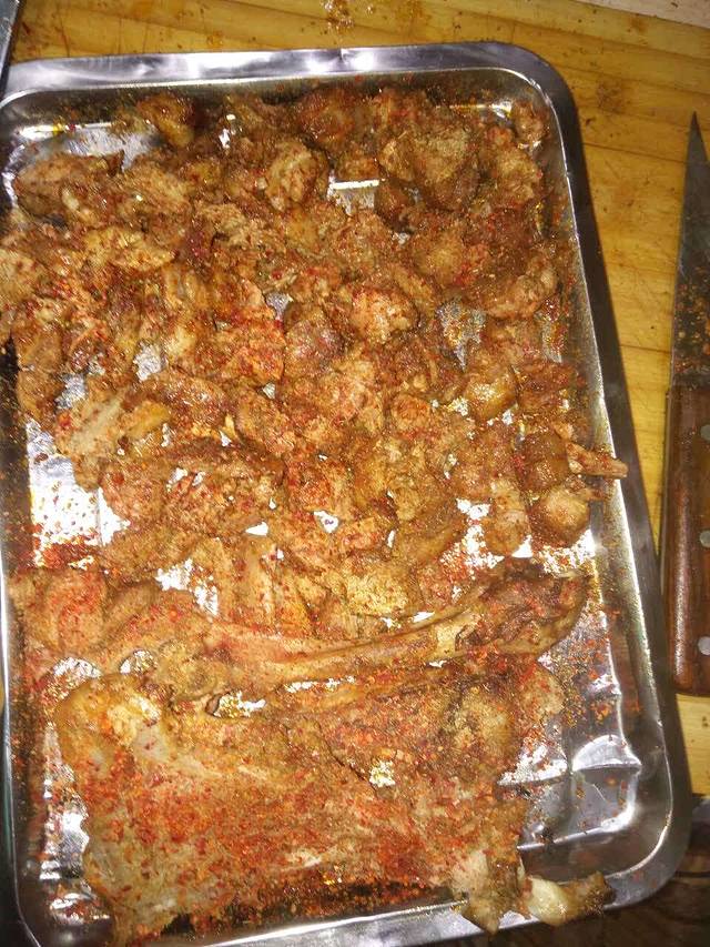 扬光烧烤(电厂路店)