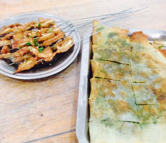 红棚子夜市(地主街店)