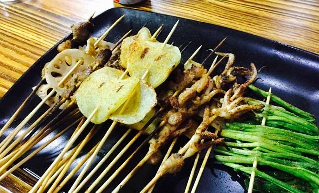 薛大年·炭火烧烤(高富路店)