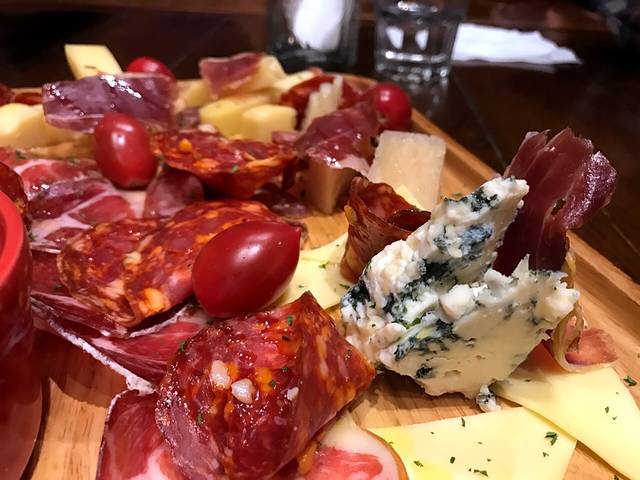 ELEPHANT小象西班牙餐厅&红酒吧(和义大道店)