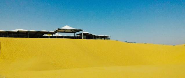 响沙湾服务区餐厅