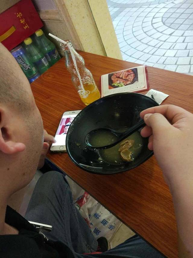 南汤北面(万宝店)