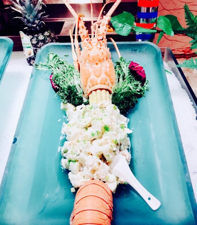 蓝溪国际酒店海鲜自助餐厅