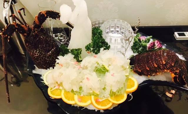 熙阜楼·青岛啤酒文化餐厅·小船野生海鲜(胶州店)