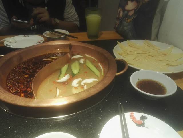 中国重庆老版火锅(建西街店)