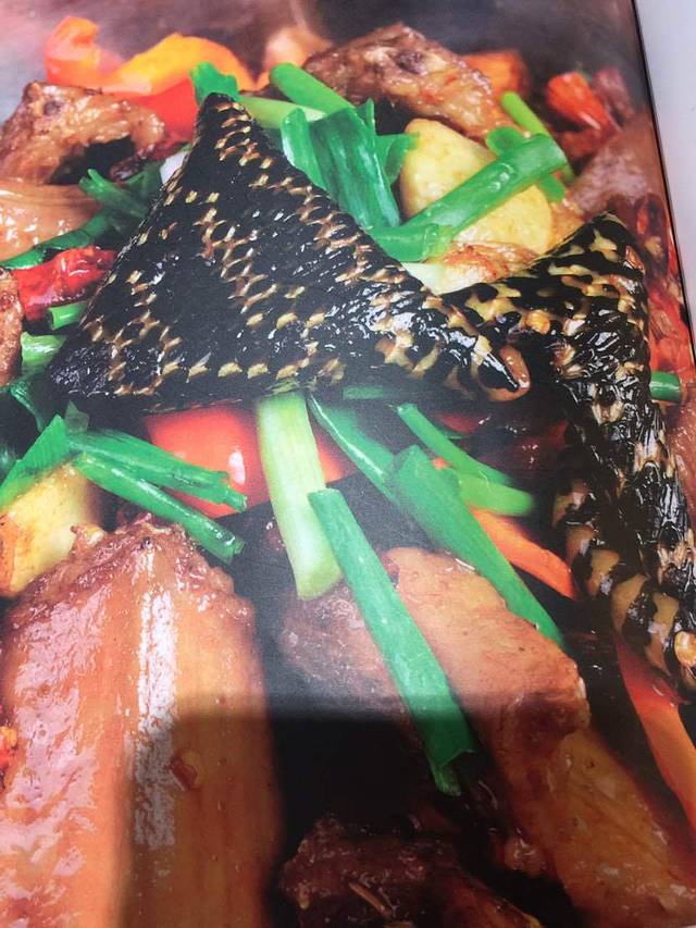 原汁原味伟哥鱼馆