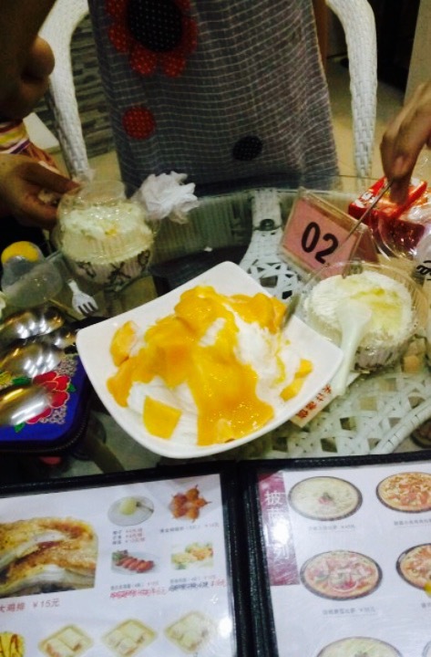 樱雪甜果美食馆