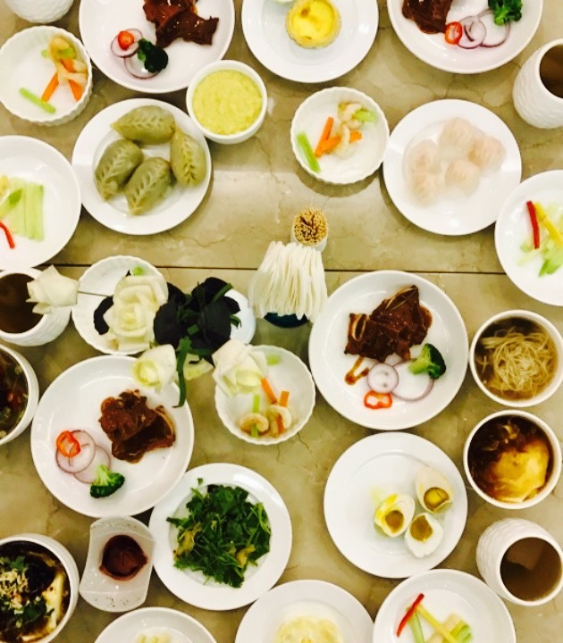 东泉假日温泉酒店悦荷轩餐厅