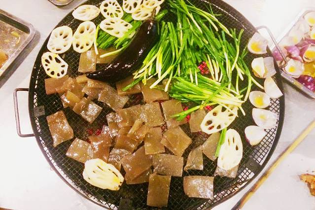 火焰山火盆烧烤