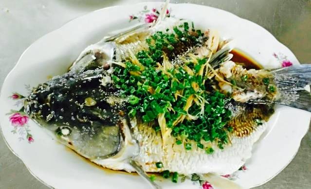天明铁锅柴火饭